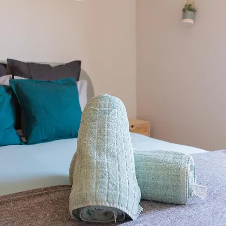 1E Apartment 5 Minutes From The Beach Apartment
